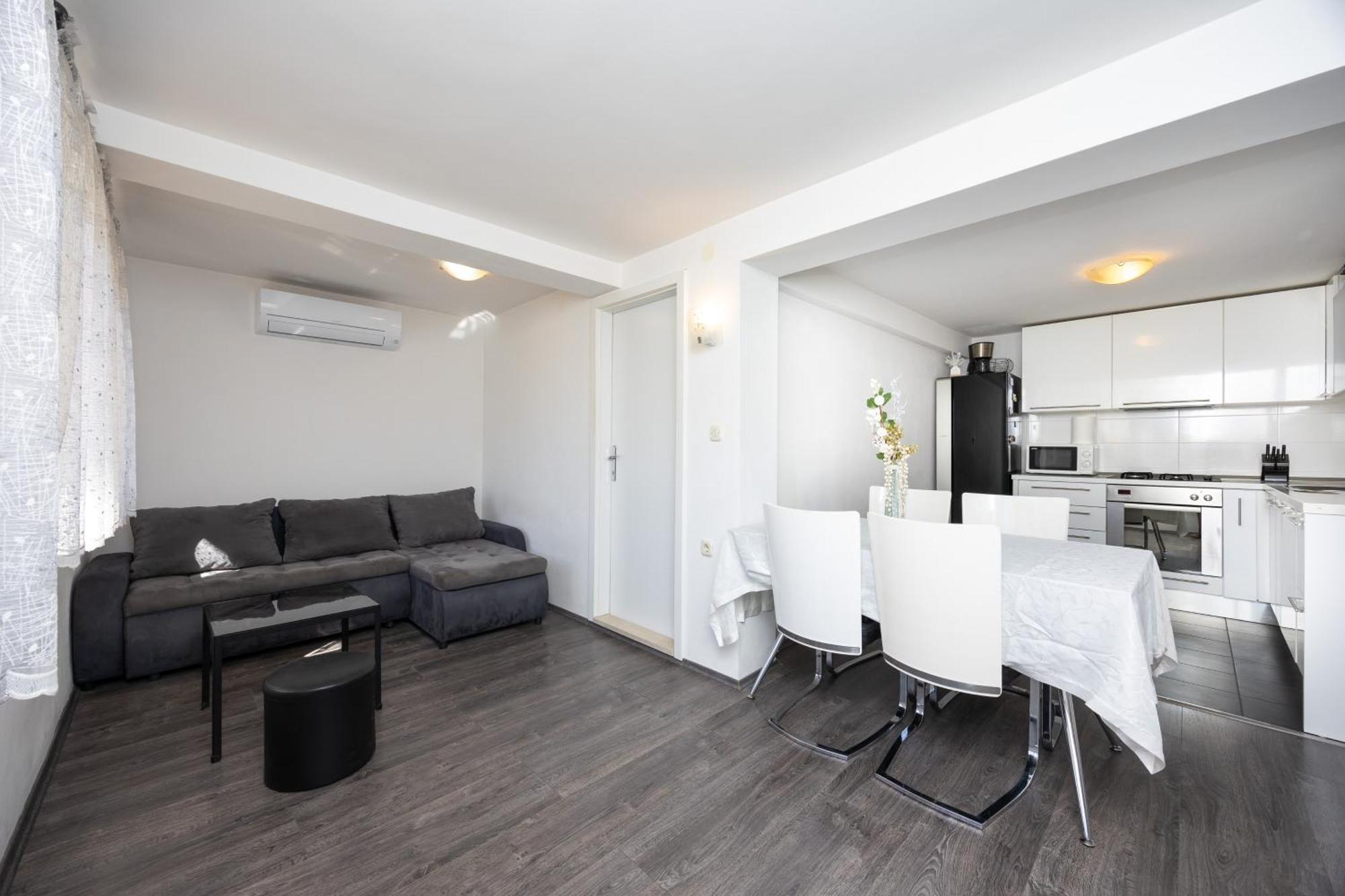 Apartments Marija Split Exterior photo